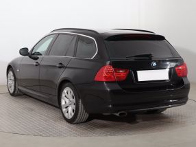 BMW 3 - 2012