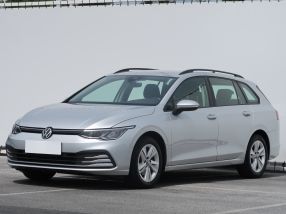 Volkswagen Golf - 2021