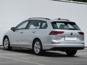 Volkswagen Golf - 2021
