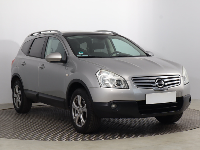 Nissan Qashqai+2 2009