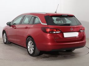 Opel Astra - 2019