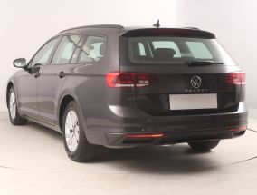 Volkswagen Passat - 2021