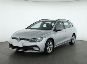 Volkswagen Golf - 2021