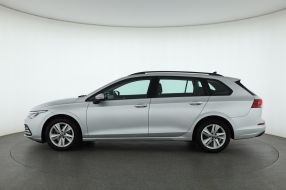 Volkswagen Golf - 2021