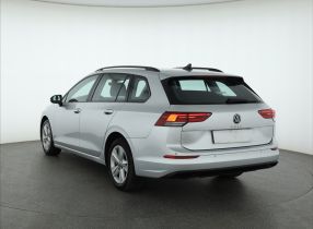 Volkswagen Golf - 2021