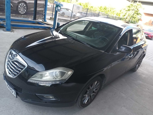 Lancia Delta 2013