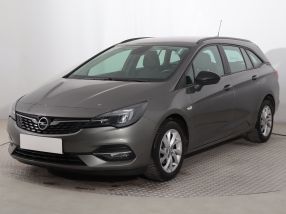 Opel Astra - 2021