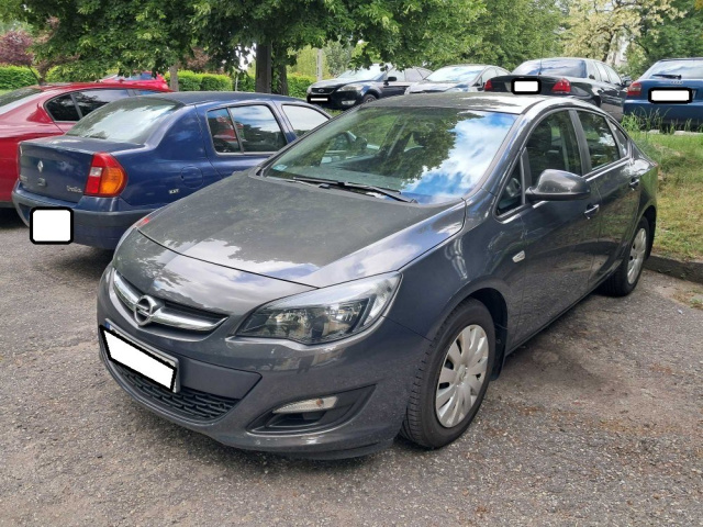 Opel Astra 2013