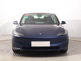 Tesla Model 3 - 2023