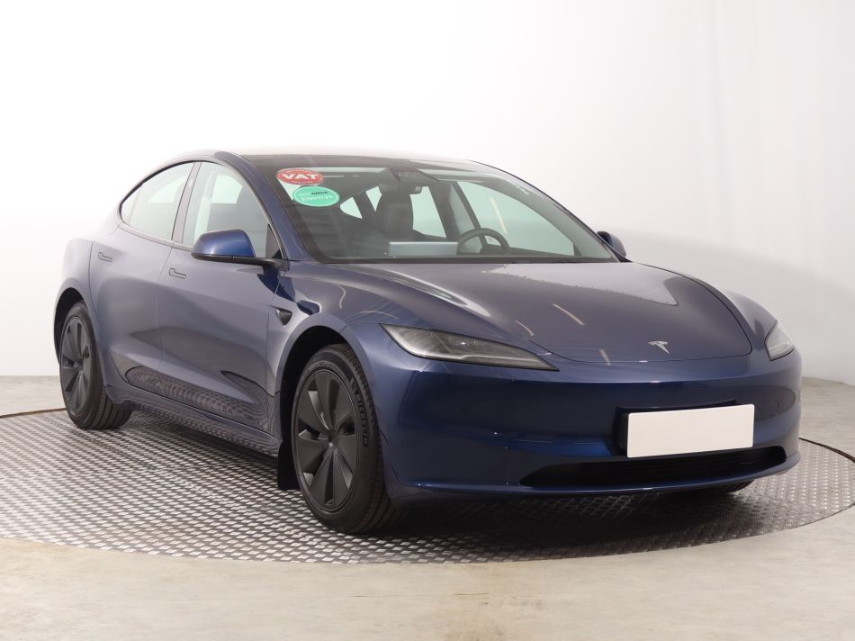 Tesla Model 3 - 2023