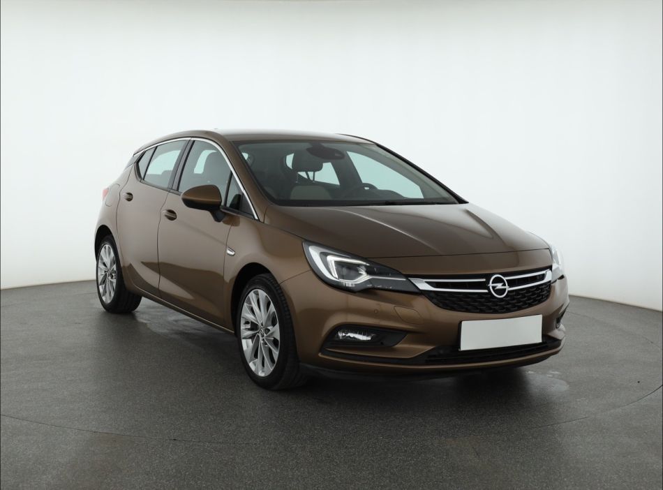 Opel Astra - 2016