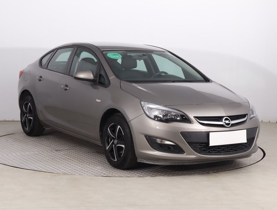 Opel Astra - 2016