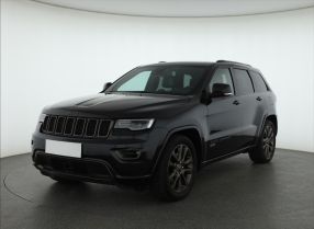 Jeep Grand Cherokee - 2016