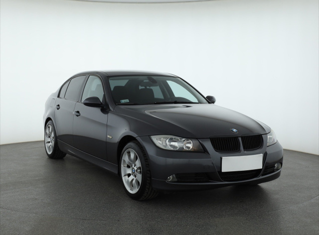 BMW 3 2005