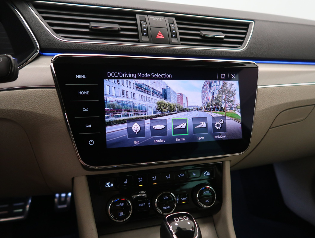 Škoda Superb