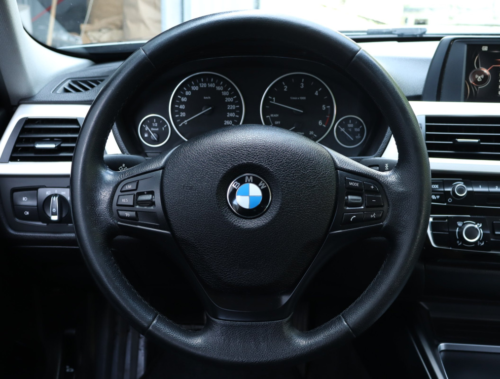 BMW 3