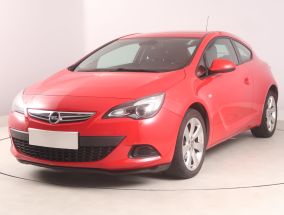 Opel Astra - 2012