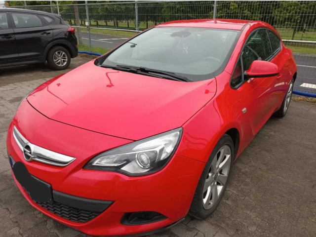 Opel Astra 2012