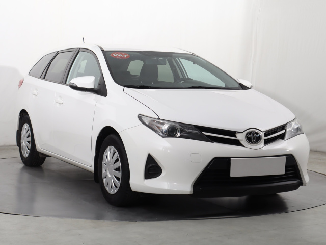 Toyota Auris 2013