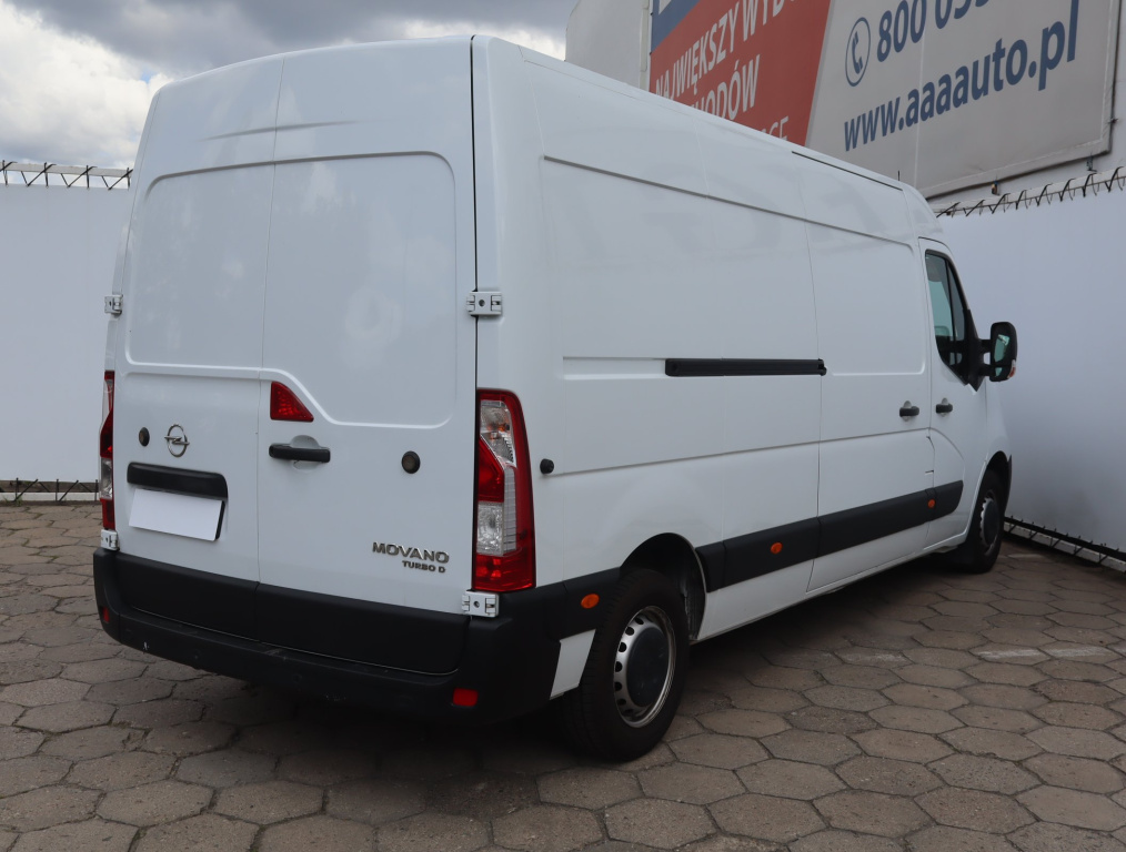 Opel Movano