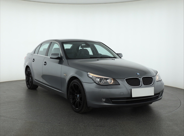 BMW 523i, 2007