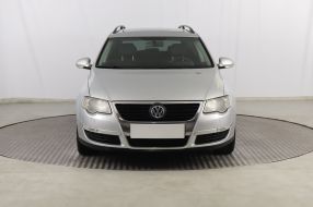 Volkswagen Passat - 2008