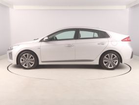 Hyundai Ioniq - 2017