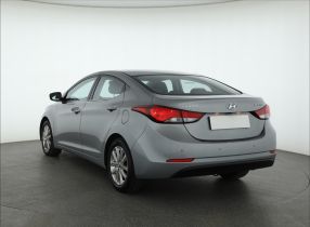 Hyundai Elantra - 2015