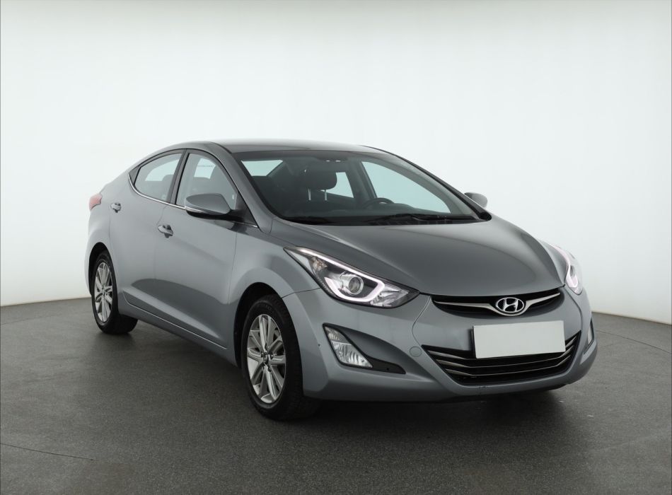 Hyundai Elantra - 2015