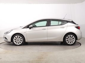 Opel Astra - 2016