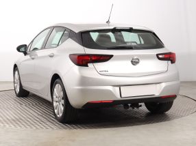 Opel Astra - 2016