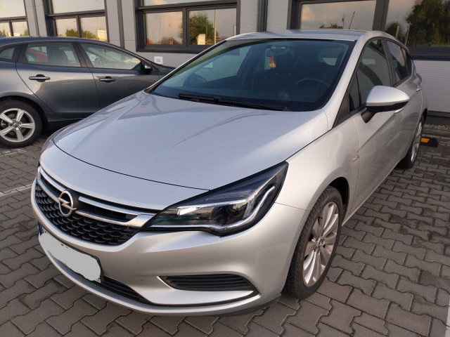 Opel Astra 2016
