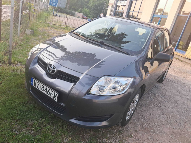 Toyota Auris 2009