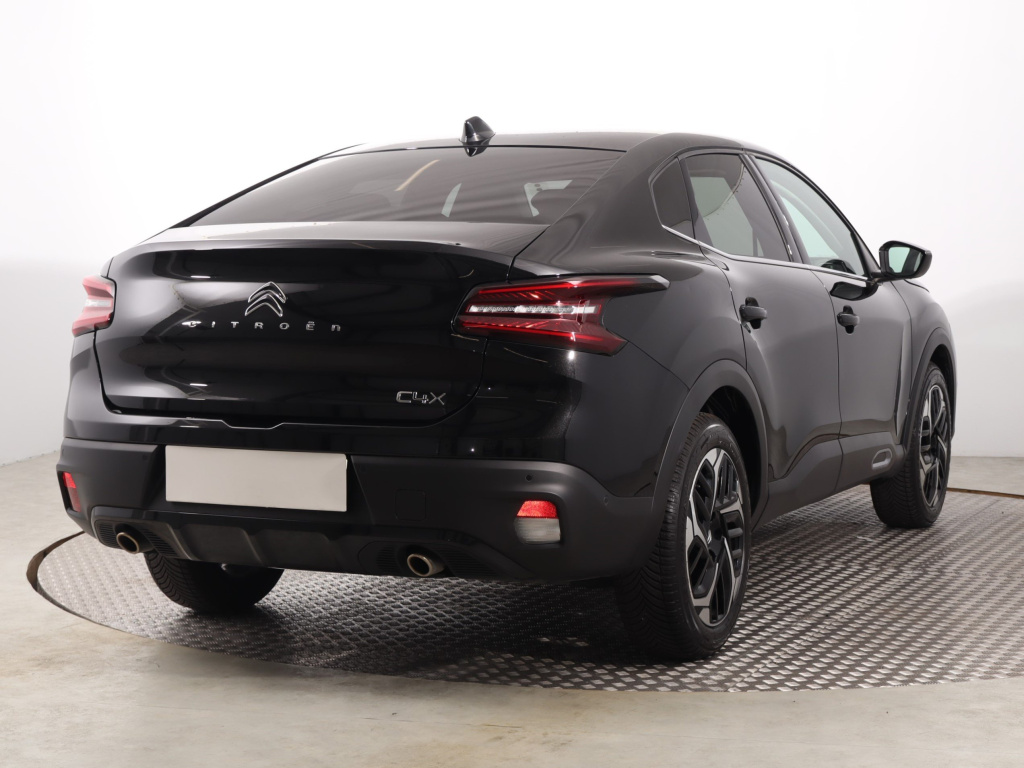 Citroen C4 X