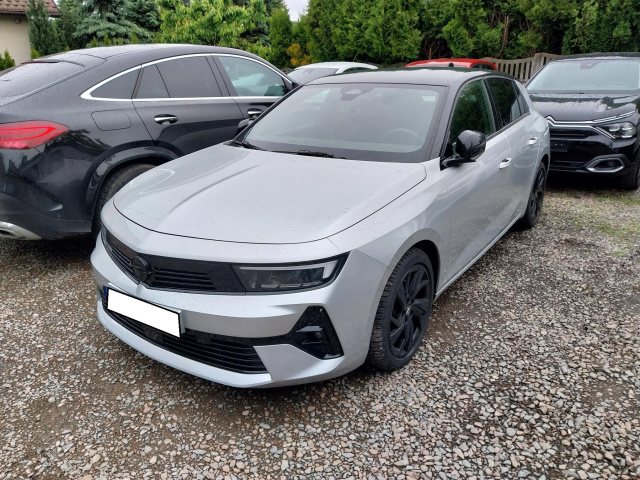 Opel Astra 2023