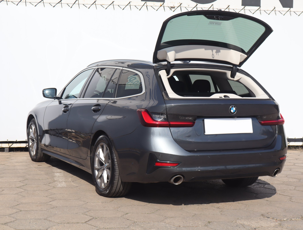 BMW 3