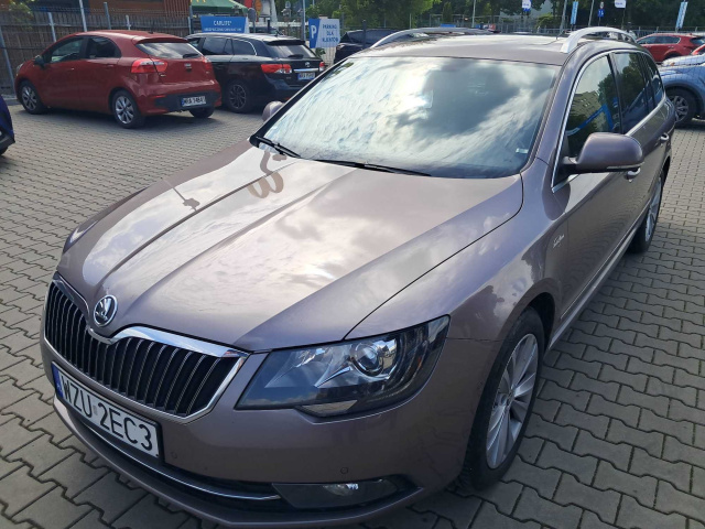 Škoda Superb 2014