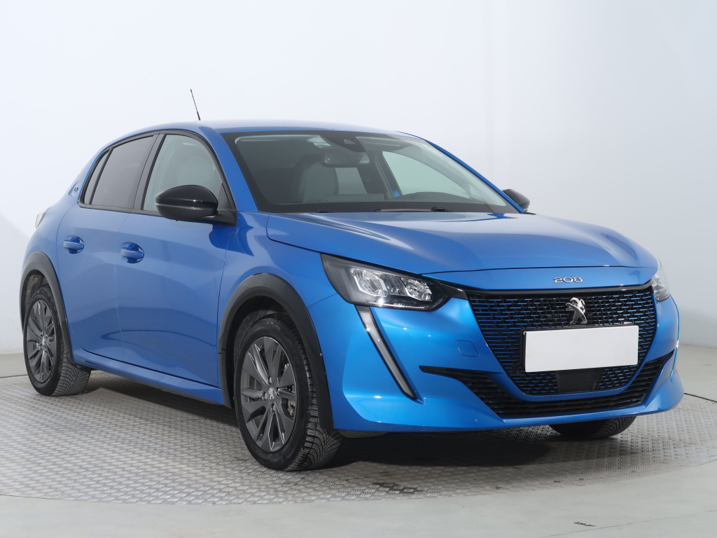 Peugeot e-208