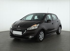 Peugeot 208 - 2012