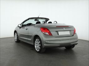 Peugeot 207 - 2011