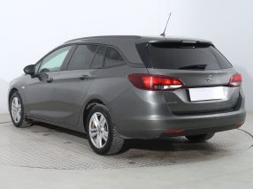 Opel Astra - 2020
