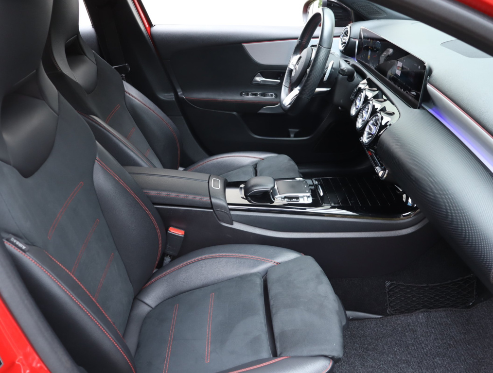 Mercedes-Benz A