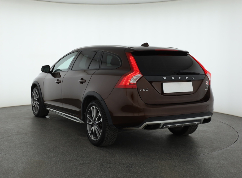 Volvo V60 Cross Country