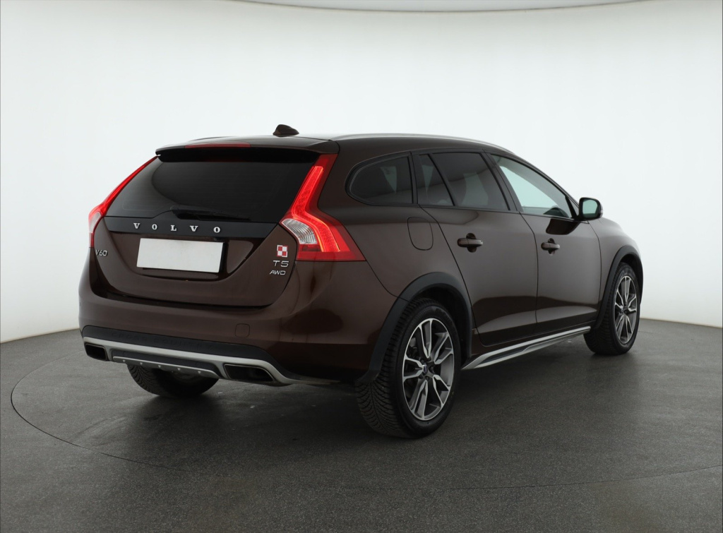 Volvo V60 Cross Country