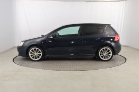 Volkswagen Golf - 2005