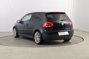 Volkswagen Golf - 2005