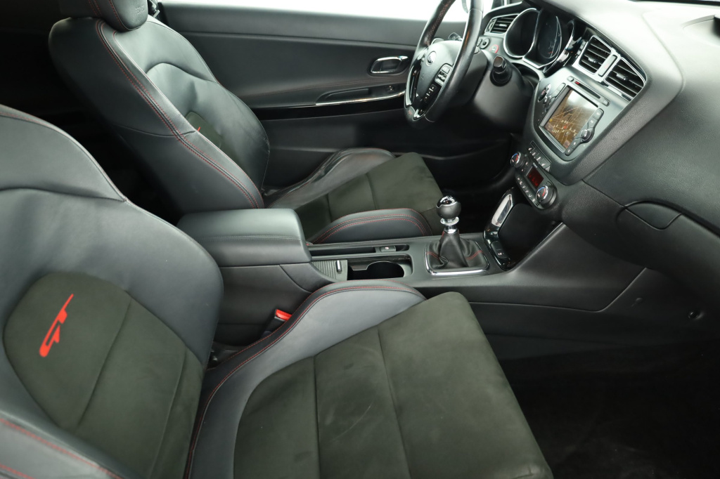 Kia ProCeed