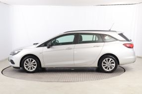 Opel Astra - 2021