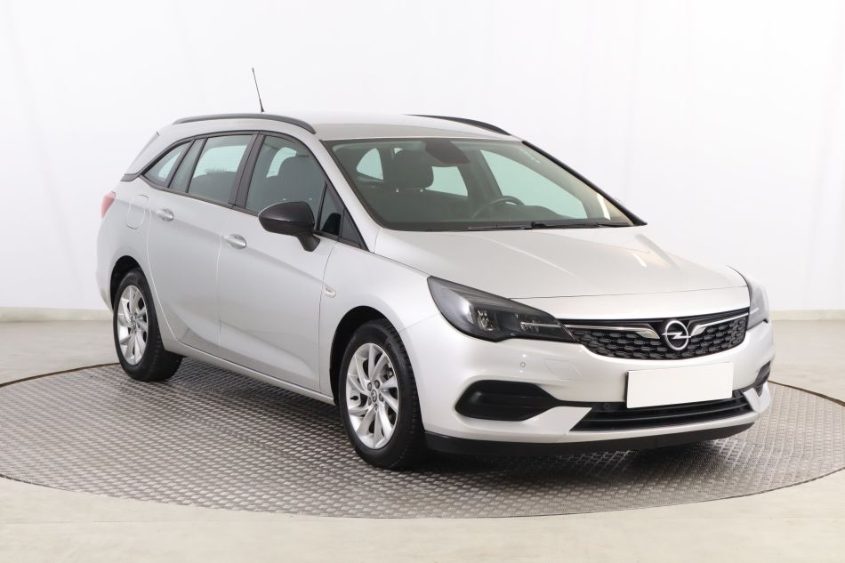 Opel Astra - 2021