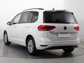 Volkswagen Touran - 2021